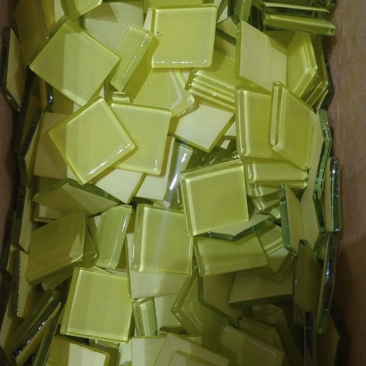 Acuarela teselas amarillo (medida 2x2) paquete 30 unidades 